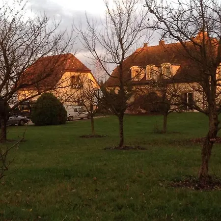 L'atelier 4 Stars Luxury, Hot Tub, Pool Ferienhaus Nambsheim